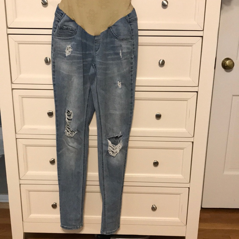 Jessica Simpson Maternity Jeans